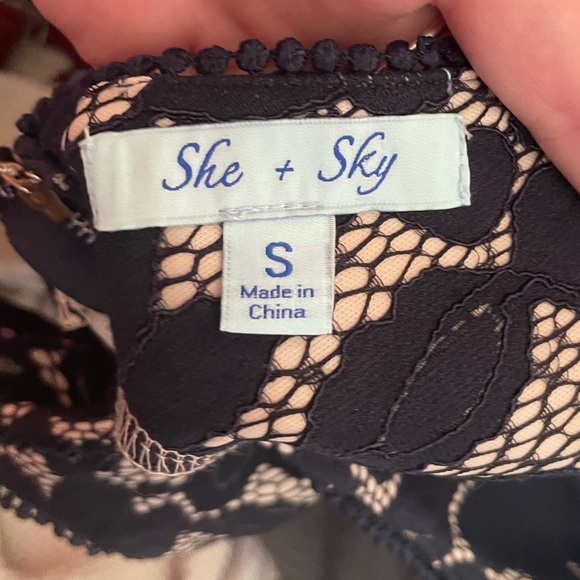 Dress - Picture 3 of 3